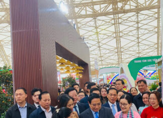 Can Tho City attends the Opening Ceremony of the First Glorious Spring Fair 2026